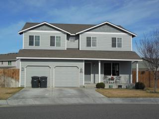 4517 Horizon Dr, Pasco, WA 99301-8326