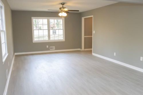 6994 Sibyl Dr, Austell, GA 30168-6226