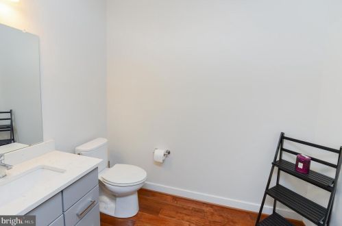 1431 5 St, Philadelphia PA 19147-0059 exterior