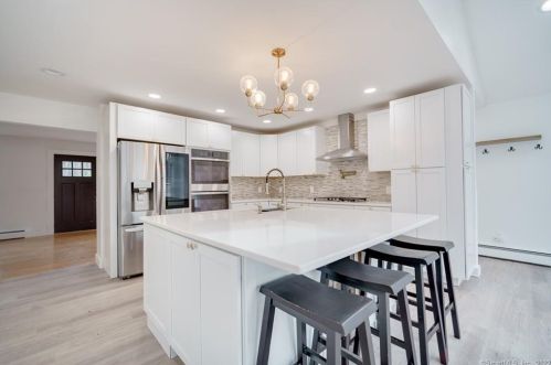 429 Clearview Ave, Torrington CT  06790-5748 exterior