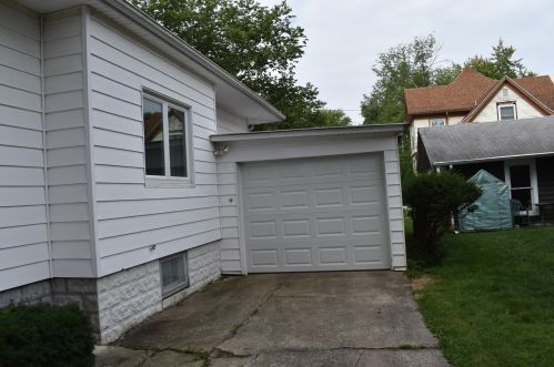 111 Bungalow Pl, Swygert IL  61764-2500 exterior