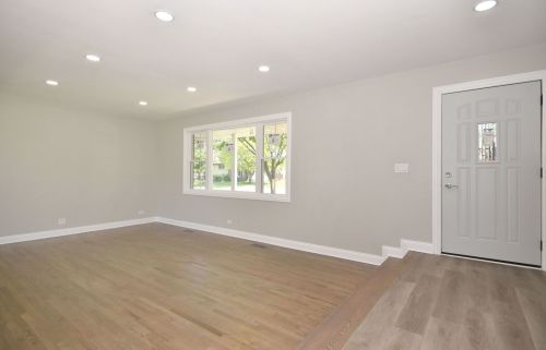 168 Winthrop Ave, Addison IL  60101-4711 exterior