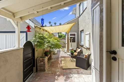 6410 Palm Ave, Riverside CA  92506-2313 exterior