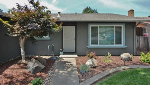 1217 Jill Ln, Modesto, CA 95355-3516