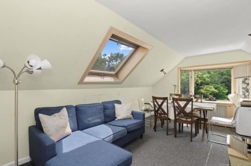 99 Monica Rd, Greenwich CT  06831-5024 exterior