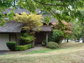 5906 158th Way, Redmond, WA 98052-4812