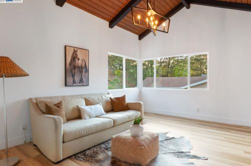 1889 Morello Ave, Concord CA  94523-1718 exterior