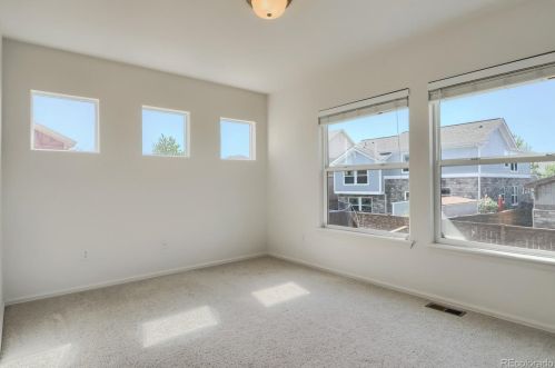 25028 Canal Pl, Aurora CO 80018-1627 exterior