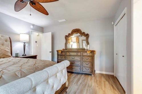8100 Lea Shore St, Fort Worth TX  76179-3219 exterior