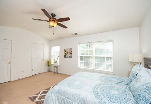 748 Celeste Ln, Atlanta GA  30331-8606 exterior