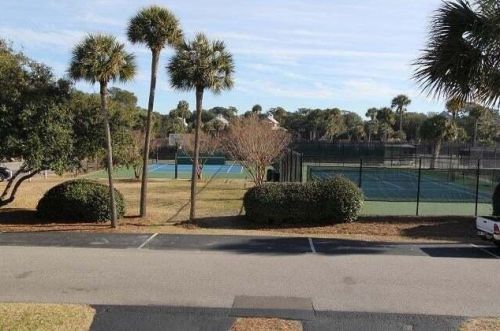 20 Back Ct, Isle Of Palms, SC 29451-2898