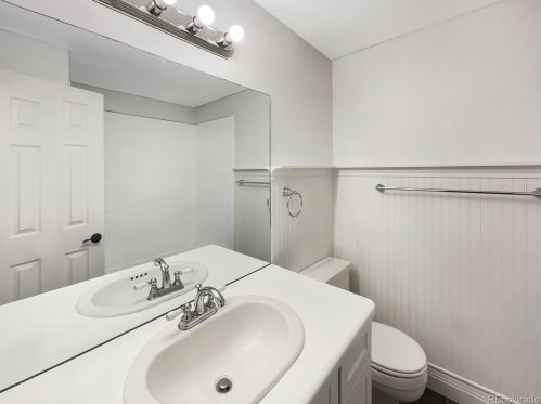 2863 Lansing Way, Aurora CO  80014-3006 exterior