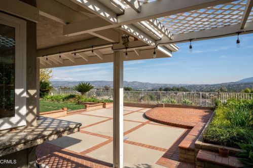 5292 Rural Ridge Cir, Anaheim CA  92807-4647 exterior