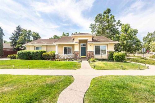 6621 Brookdale Ct, Livermore, CA 94551-8902