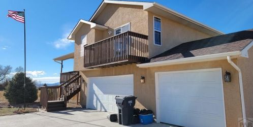 63 Clintwood Dr, Pueblo, CO 81007-1437