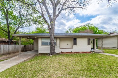 4737 Staples Ave, Fort Worth, TX 76133-1223