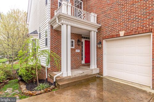 6859 Track Ct, Haymarket, VA 20169-4911