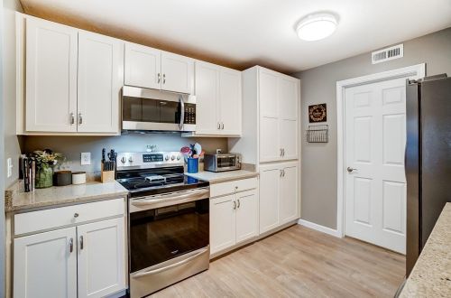 7174 English Dr, Cincinnati OH  45244-3137 exterior
