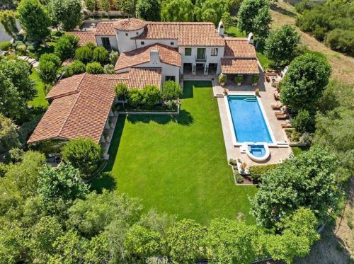 50 Golden Eagle, Irvine CA  92603-0308 exterior