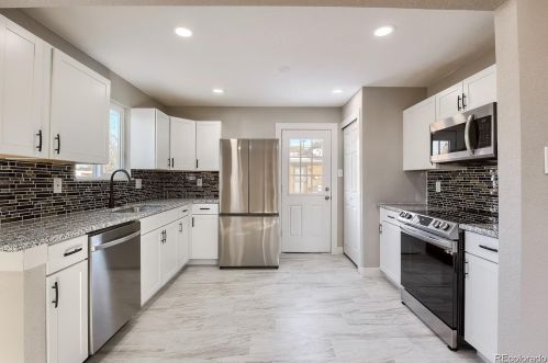 616 Lowell Blvd, Denver CO  80204-3102 exterior