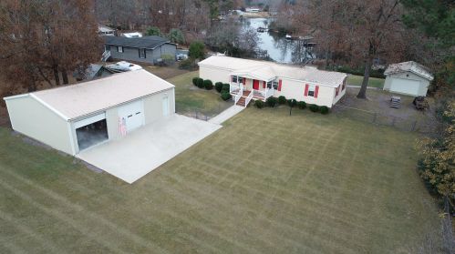 1950 James Loop Rd, Foreston, SC 29102-8031