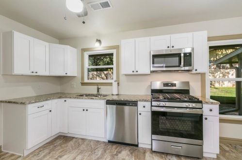 2200 Mcewen Ct, Fort Worth TX  76112-7927 exterior