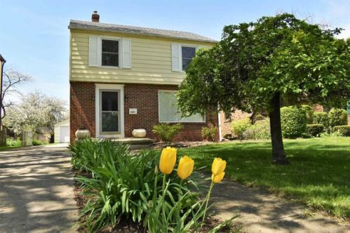 2821 Anthony Blvd, Fort Wayne IN  46806-4904 exterior