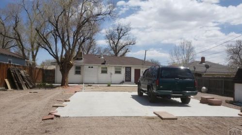 3119 Cascade Ave, Pueblo, CO 81008-1357