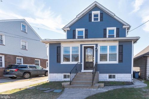 910 Middlesex St, Gloucester, NJ 08030-1149