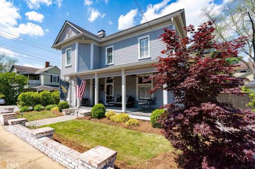 29 Broad St, Newnan, GA 30263-2044