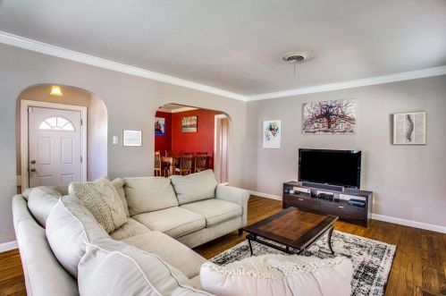 4333 Locke Ave, Fort Worth TX  76107-5410 exterior