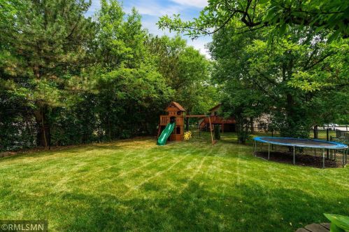 3865 Cinnabar Dr, Saint Paul MN  55122-1614 exterior