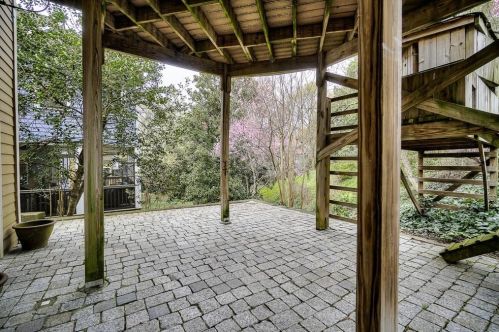 201 Hurt St, Atlanta GA  30307-2537 exterior