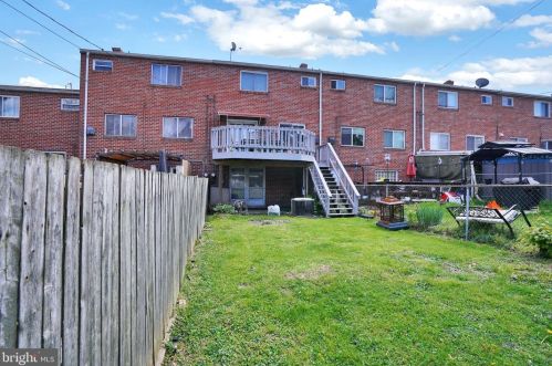 839 Hilton Dr, Lancaster PA  17603-5835 exterior