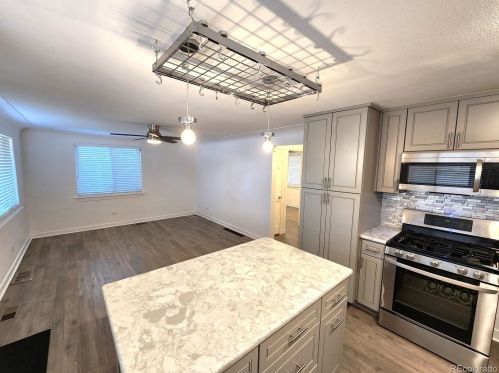 1555 Trenton St, Denver CO  80220-2042 exterior