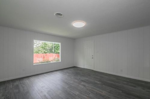 2250 Capri Dr, Fort Worth TX  76114-1949 exterior