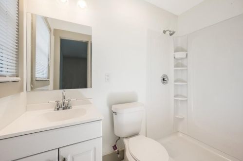 6463 Paula Ct, Rex GA 30273-1636 exterior