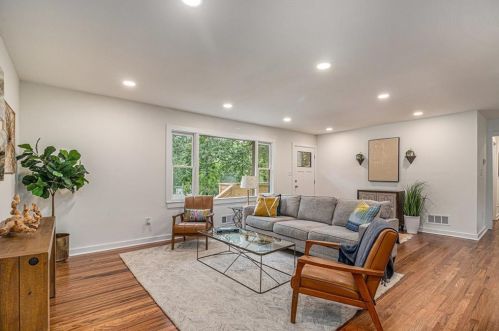 2130 Bolling Brook Dr, Atlanta GA  30311-2516 exterior