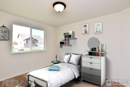 2725 Sapphire St, Loveland CO 80537-2024 exterior