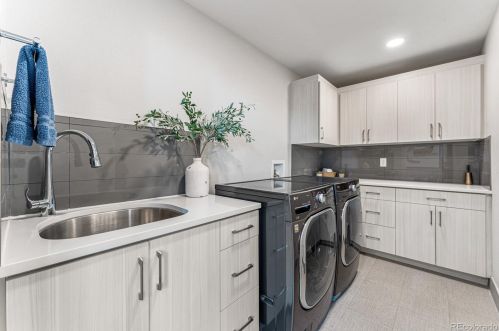 1714 Lowell Blvd, Denver CO  80204-1548 exterior