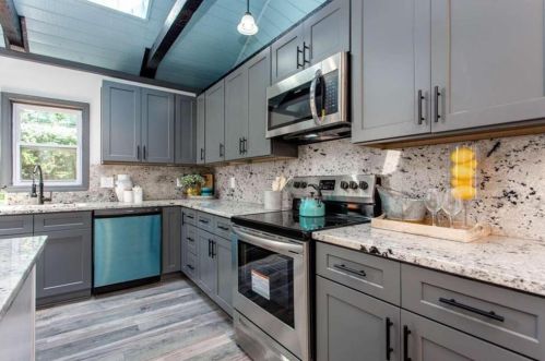 517 Hascall Rd, Atlanta GA  30309-2227 exterior