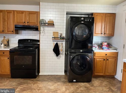 15802 Clear Spring Rd, Williamsport MD  21795-1007 exterior