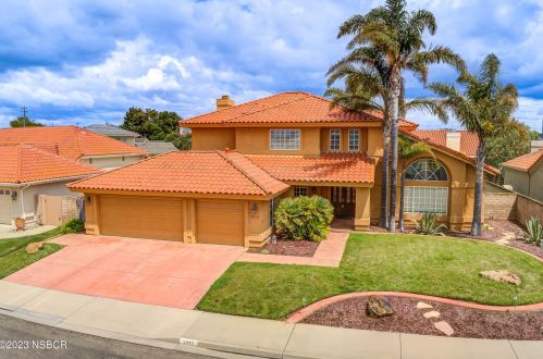 2418 Sandpiper Dr, Santa Maria CA  93455-1521 exterior