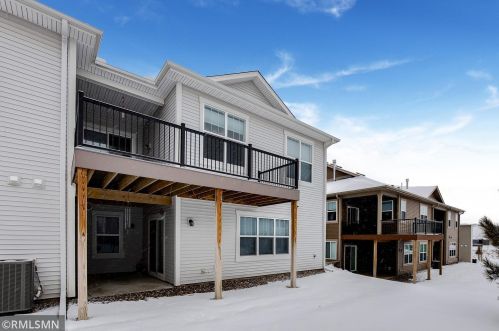 9169 Compass Pointe Rd, Saint Paul MN  55129 exterior