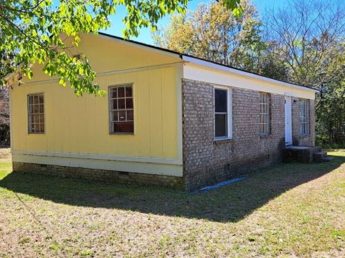 126 Mckinley Rd, Springfield SC  29146-9336 exterior