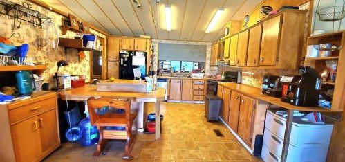 130 Wolf Glen St, Danbury, TX 77534-8138