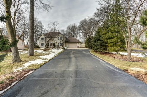 17200 Johanna Dr, Prior Lake, MN 55372-2624