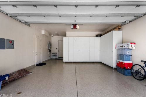 22 Shadybend, Irvine CA  92602-0844 exterior