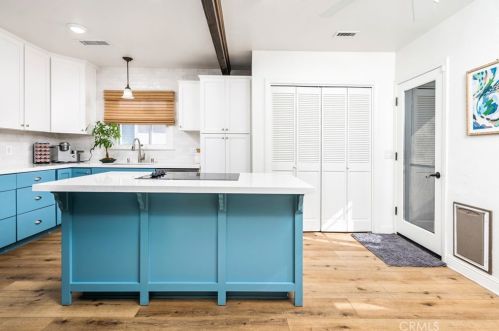 3980 Ramona Dr, Riverside CA  92506-1156 exterior