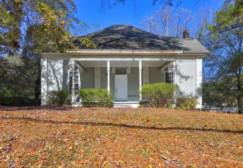 226 Austin Ave, Carrollton, GA 30117-3906
